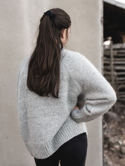 Maya Sweater Knitting Pattern – Hip-Length, Mock Neck & Oversized Fit