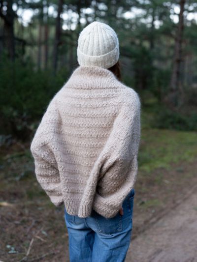 Knitting pattern for the Ruke Iris sweater