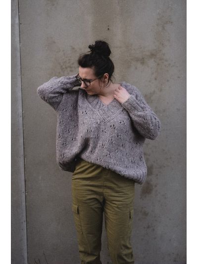 Air Boxy V-Neck Pullover Knitting Pattern