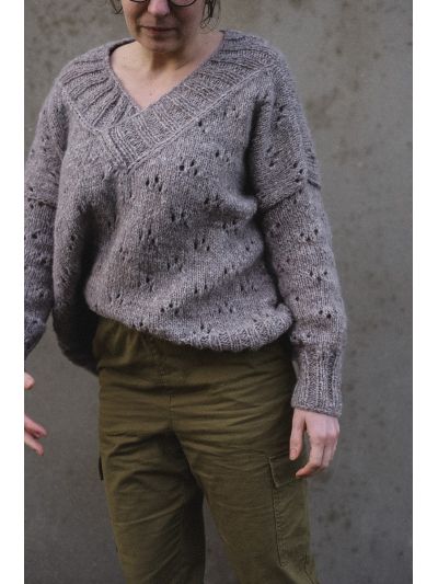 Air Boxy V-Neck Pullover Knitting Pattern