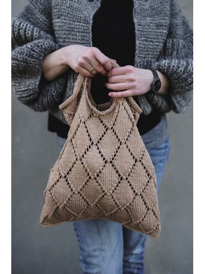 Diamond Market Bag Knitting Pattern with Diamond Lace Stitch