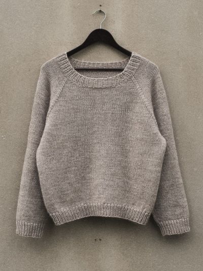 Capsule Sweater No. 1 Knitting Pattern – Hip-Length, Crew Neck & Raglan