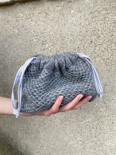 Ruke Clutch Bag Knitting Pattern – Loop Stitch Beginner Project