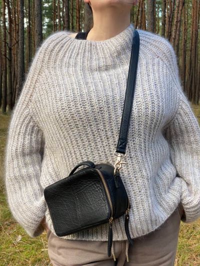 Knitting pattern for Ruke Latte sweater